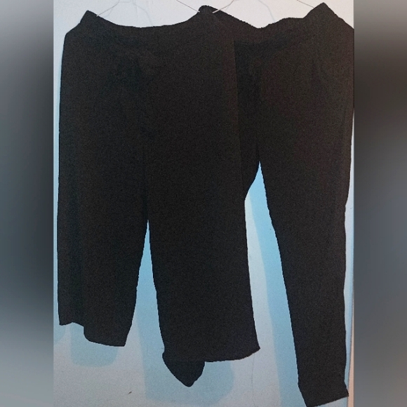 Bundle Black Pants-Cropped Wide Leg & Joggers - Picture 6 of 13
